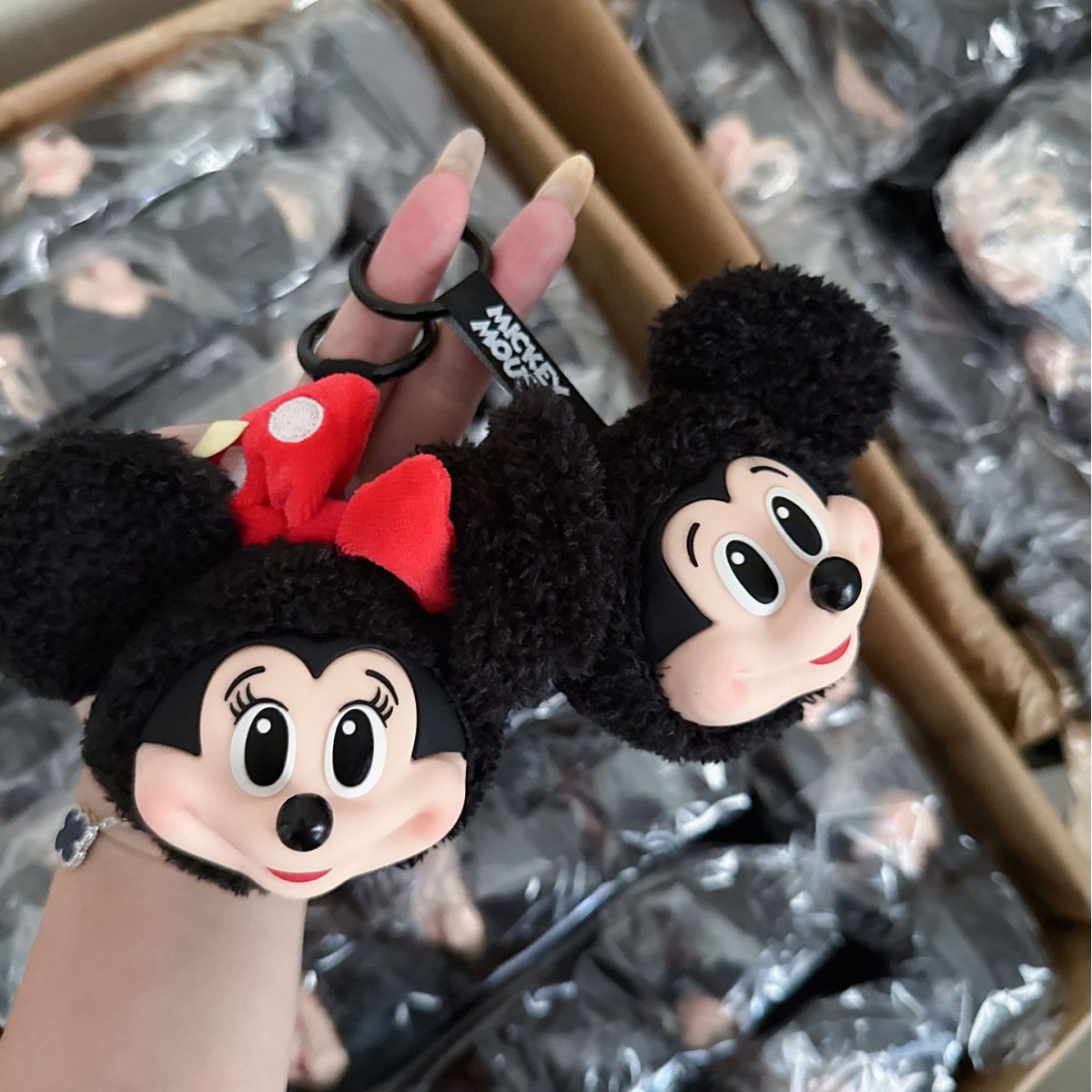 Mickey Minnie Plush Doll Keych - Cute Anime Merchandise 评论和价格