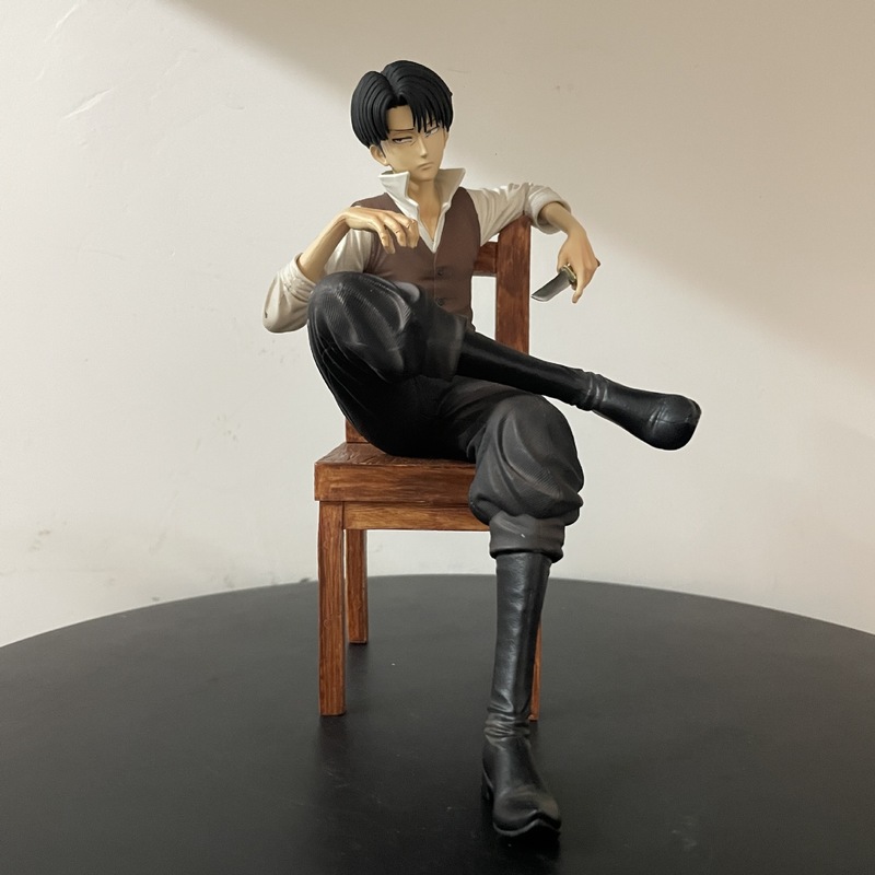 Attack On Titan Levi Ackerman  - Anime Merchandise Box 评论和价格