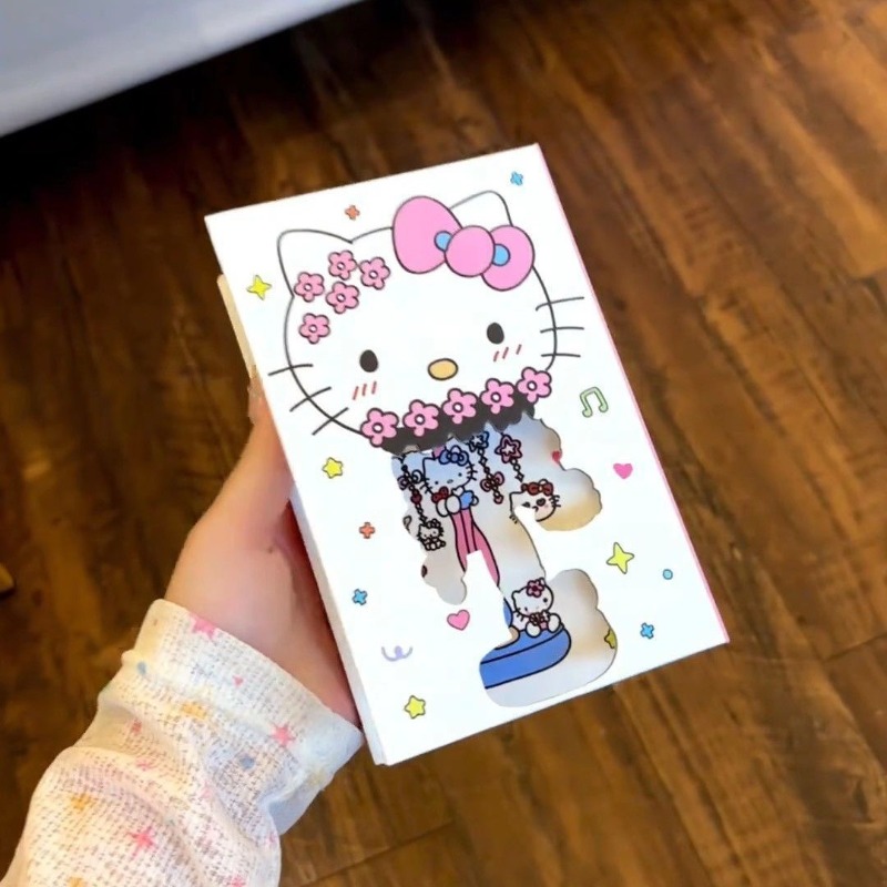 Hello Kitty Hollow Out Three F - Art Book Illustration 评论和价格