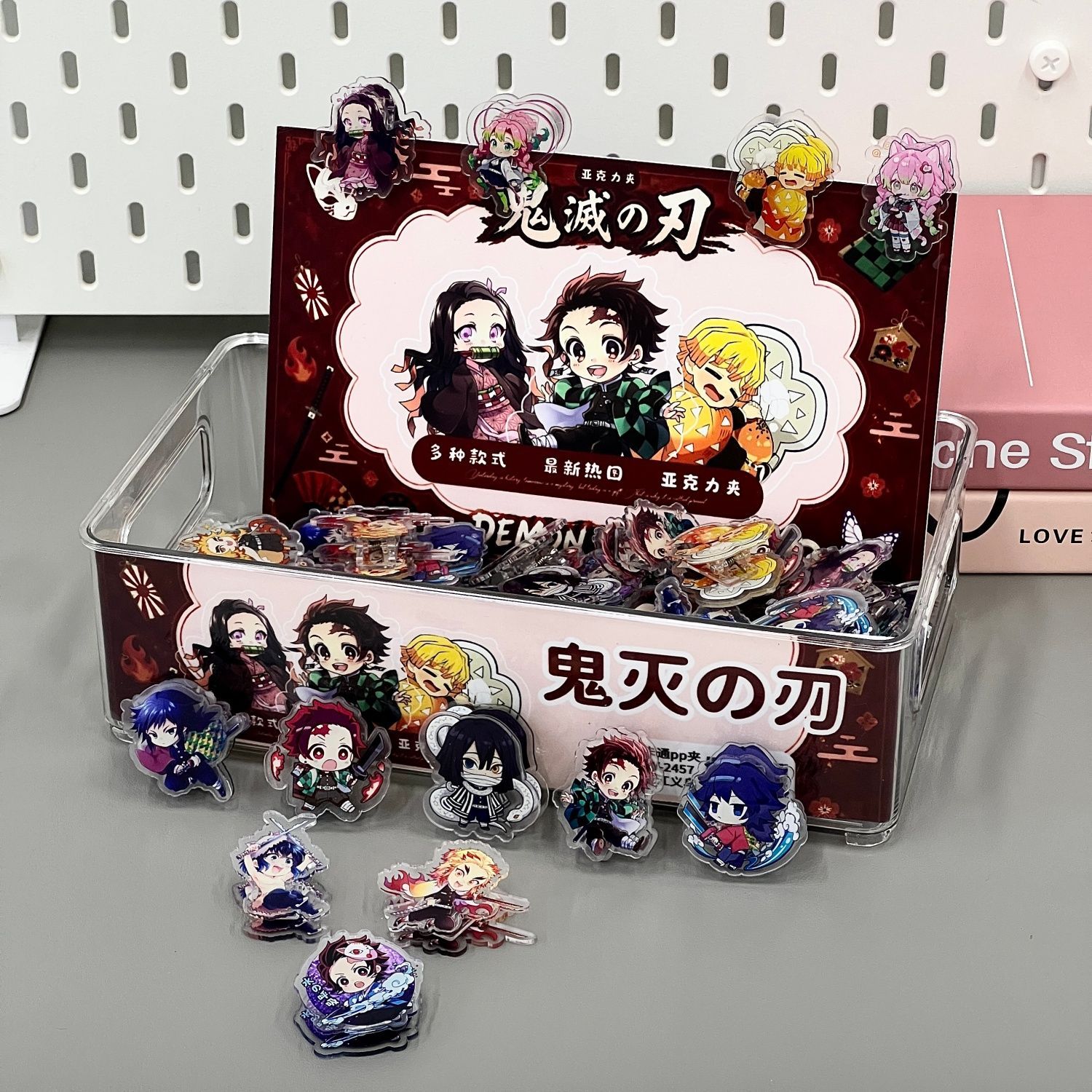 Full box of Demon Slayer PP fo - Anime Merchandise Box 评论和价格